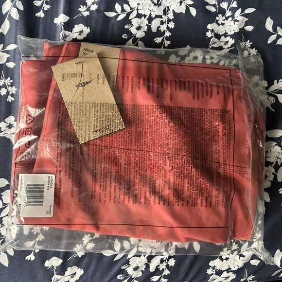 Nike High-Waisted 7/8 Leggings NWT - Picture 5 of 5